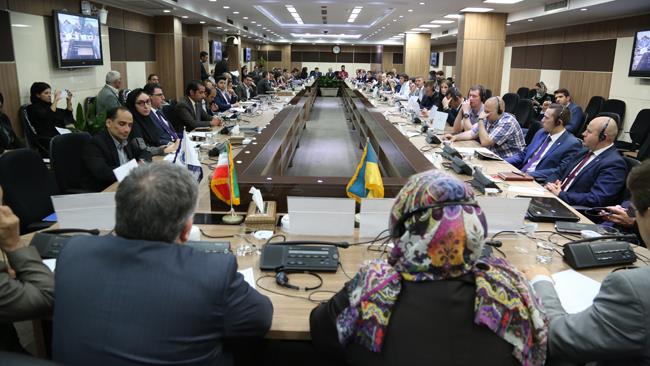 A Ukrainian business delegation has visited Iran Chamber of Commerce on Sunday to explore grounds for boosting trade relations between the two countries.