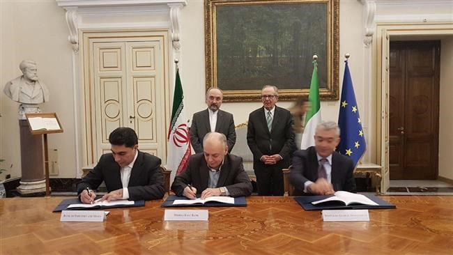 Iran and Italy have signed a major framework credit agreement which will be used to provide funds for development and industrial projects in the Islamic Republic.