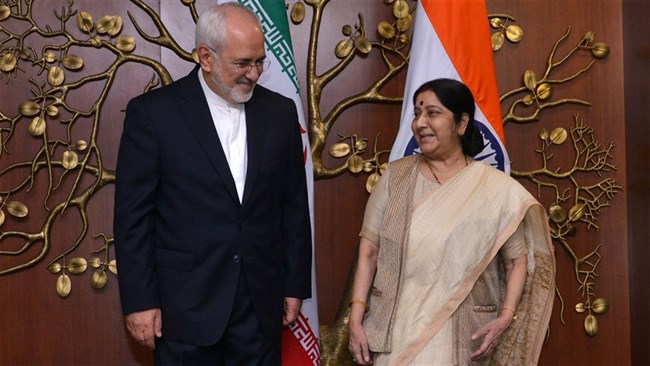 Senior Iranian and Indian officials Monday discussed ways to strengthen bilateral ties, particularly trade links, and exchanged views on the latest regional and international developments.