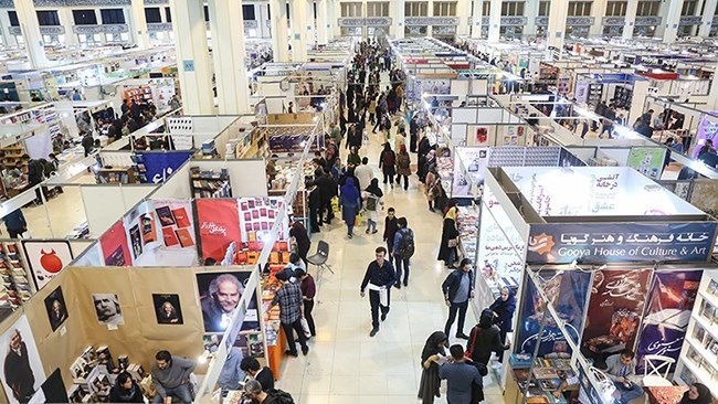 Tehran International Book Fair, that attracts thousands of people each year to the event, is being overshadowed by the unilateral US economic sanctions on Iran that have left their footprint on the middle-class purchasing power.
