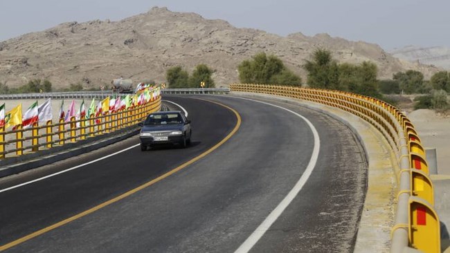 Iranian President Hassan Rouhani has inaugurated 13 major road and airport projects with a government investment of nearly $121 million.