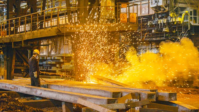 Iran has produced a total of 6,750,000 tons of crude steel during the first three months of 2020, which indicates a 13.2% rise compared with last year’s corresponding period.