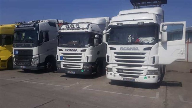 Iran’s Roads Maintenance and Transport Organization has announced that 26 trucks and their Iranian drivers are en route to home after being stranded at the borders of Italy, Romania, Bulgaria and Turkey.