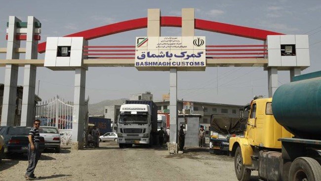 A total of 479,195 tons of commodities worth $1 billion transited through Bashmaq border crossing located in the western Kurdestan Province during the first five months of the current Iranian year (March 20-Aug. 21).