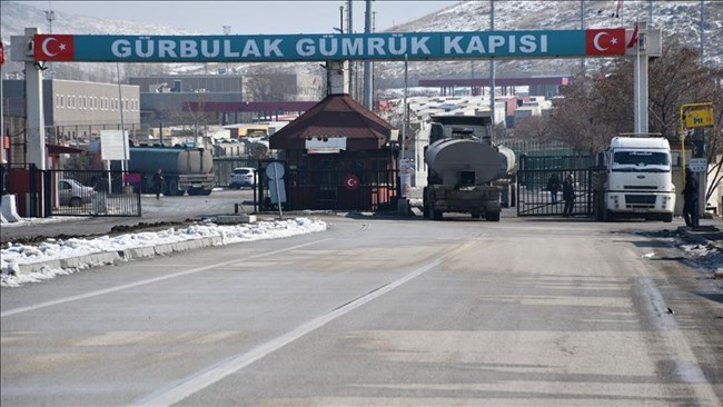 Iran and Turkey are expected to reopen their joint land border to travelers as of next week after a long interval, according to a senior transportation official.