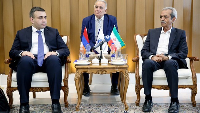 Senior economic officials from Iran and Armenia, in a meeting in Tehran, explored avenues for expansion of economic relations.