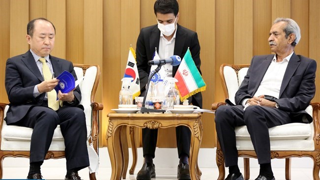 President of Iran Chamber of Commerce, Industries, Mines, and Agriculture (ICCIMA) Gholam Hossein Shafei said on Wednesday that South Korea had to seek ways to compensate the damages caused by following the US sanctions against Tehran.