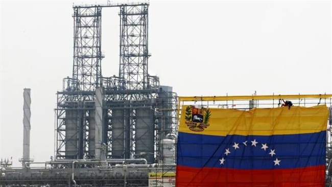 A first oil refinery processing Iranian crude oil outside of the country has started operations, according to a statement by the Iranian Oil Minister Javad Owji who says the project in Venezuela will be replicated in other parts of the world.