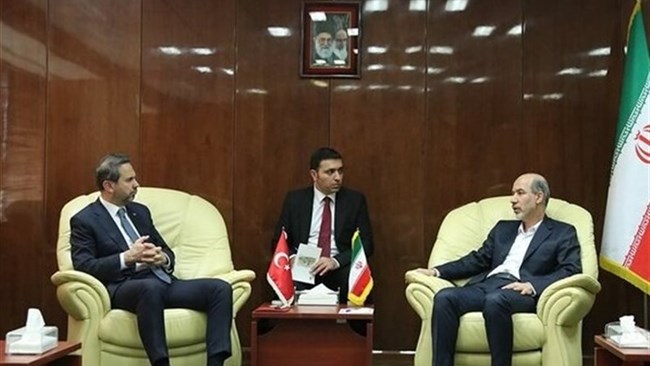 Energy officials from Iran and Turkey stressed the need to operationalize the electricity exchange between the two neighbors as soon as possible to promote bilateral ties in the relevant field.