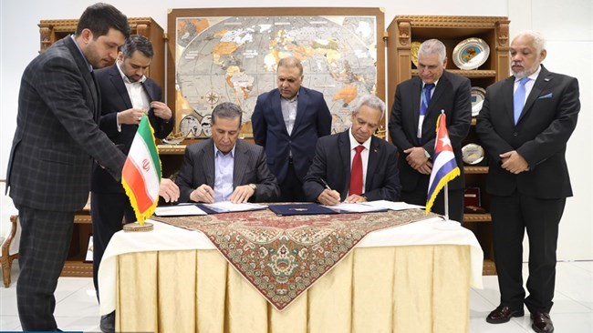 Chambers of Commerce of Iran and Cuba have signed an agreement for launching a joint committee of commerce to help lift the obstacles on the way of bilateral trade.
