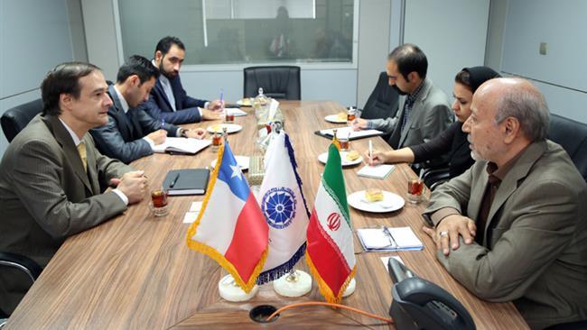 Chiles political and economic delegation headed by Foreign Minister Heraldo Muñoz Valenzuela will pay an official visit to Iran in September.