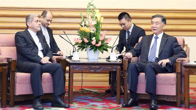 Iran says it has signed two memorandums of understanding (MoUs) with two major Chinese banks to provide loans for its key development projects.