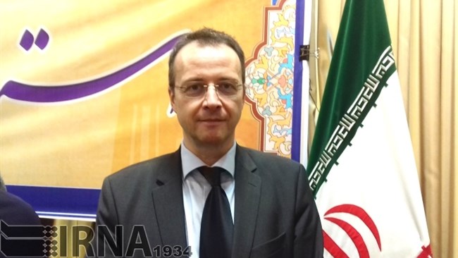 A senior Austrian embassy official says Vienna will continue its trade ties with Tehran despite of the unilateral US sanctions.