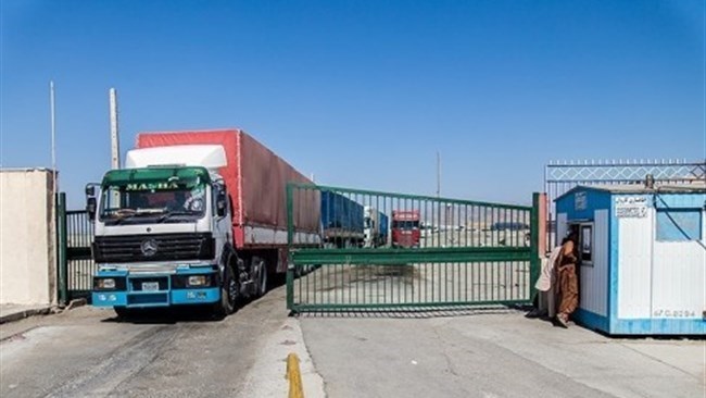 Iran and Pakistan fully reopened Mirjaveh-Taftan border to facilitate bilateral trade after it was temporarily closed due to the outbreak of the coronavirus.