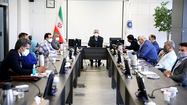 The private sectors of Iran and Uzbekistan are not satisfied with the level of bilateral trade between the two countries, according to Mohammad Reza Karbasi, the deputy for International Affairs of Iran Chamber of Commerce, Industries, Mines, and Agriculture (ICCIMA).