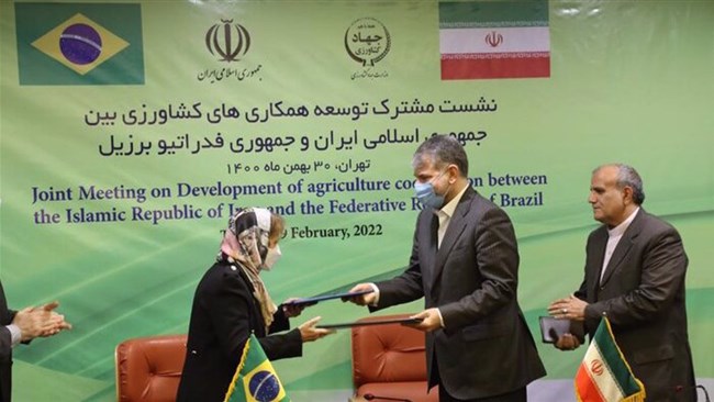 Iran has signed an agreement with Brazil to barter its fertilizer for livestock feed from the South American country.