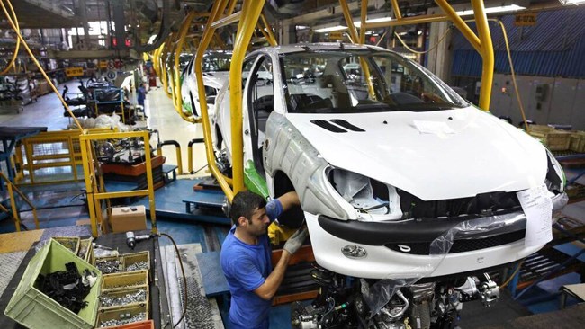 Three major Iranian carmakers, namely Iran Khodro Company (IKCO), SAIPA Group, and Pars Khodro, manufactured 828,698 vehicles during the first 11 months of the current Iranian calendar year (March 21, 2021-February 19, 2022), up 7.3 percent compared to the figure for the previous year’s same period.