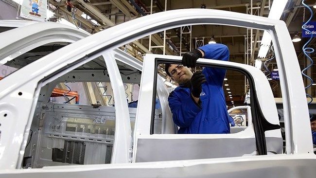 Iran’s largest carmaker the IKCO has reported a record daily output figure amid efforts in the company to improve production processes.