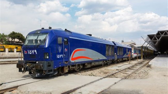 Iran plans to set up joint ventures with major global manufacturers of locomotives, including the General Electric and Siemens, as part of plans to expand its railways.