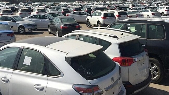 The Iranian government has finally authorized a law allowing the imports of finished cars more than four years after the country imposed a ban on such imports to protect local car manufacturers and to cut back on hard currency spending.