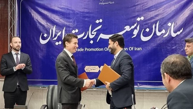 A long-awaited free trade agreement was signed between Iran and the Eurasian Economic Union (EAEU) in Tehran on Thursday.
