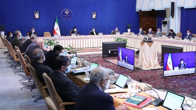 Iran’s Government Spokesman Ali Bahadori Jahromi says that the head of the Planning and Budget Organization and the agriculture minister have been replaced in a reshuffle in the economic team of the cabinet.