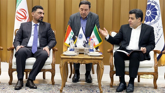 President of Iran Chamber of Commerce, Industries, Mines and Agriculture (ICCIMA) Hossein Selahvarzi has urged the need for Iran and Iraq to give a boost to mutual investments so as to increase economic cooperation.