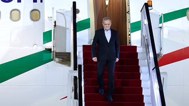 Iranian President Masoud Pezeshkian has arrived in Cairo to attend the D-8 Organization for Economic Cooperation summit, marking the first visit by an Iranian leader to Egypt in more than a decade.