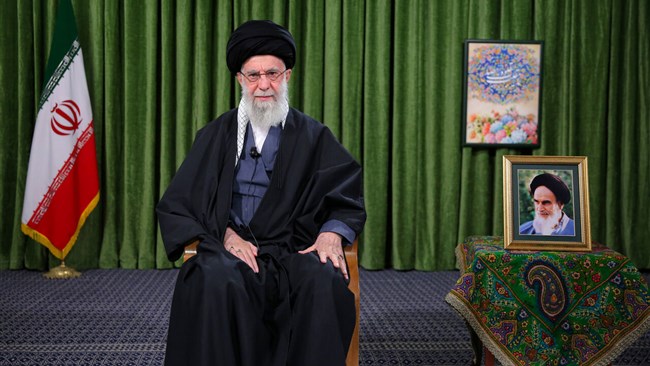 Supreme Leader of the Islamic Revolution Ayatollah Seyyed Ali Khamenei has stressed that the key to solving the country’s economic problems lies in production.