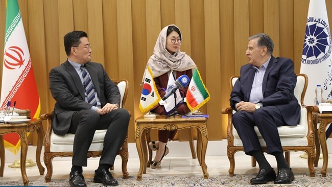 President of Iran Chamber of Commerce, Industries, Mines, and Agriculture (ICCIMA) Samad Hassanzadeh has stressed that the private sectors of Iran and South Korea can help give a boost to trade ties between the two countries.