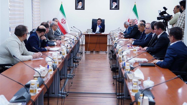 A senior adviser to Supreme Leader of the Islamic Revolution says the country needs greater involvement from the private sector to overcome economic challenges and counter pressure from the United States.