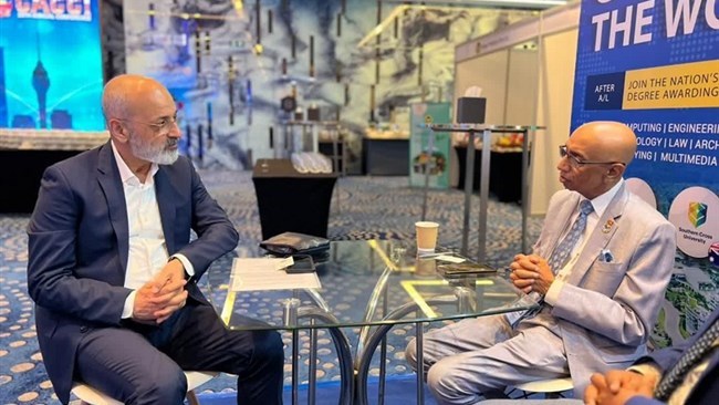 Senior business leaders from Iran and Sri Lanka met on the sidelines of the Confederation of Asia-Pacific Chambers of Commerce and Industry (CACCI) to discuss ways to boost bilateral trade and economic cooperation.