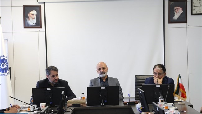 Iran Chamber of Commerce, Industries, Mines, and Agriculture is drafting a foreign trade program that will set the body’s priorities once approved by its board, the chamber’s vice president, Qadir Qiafeh, said on Tuesday.