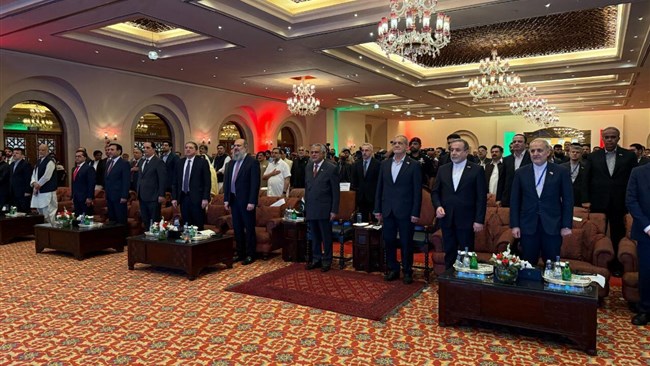 Officials from both Iran and Pakistan highlighted the need for finalizing a free trade agreement and bolstering connectivity.