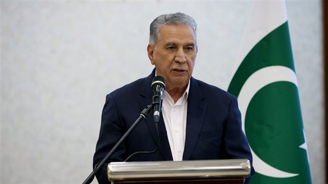 Iran’s share of Pakistan’s imports should rise from its current level of around 3%, the president of Iran Chamber of Commerce, Industries, Mines, and Agriculture (ICCIMA) said, calling for deeper trade ties between the two neighbors.