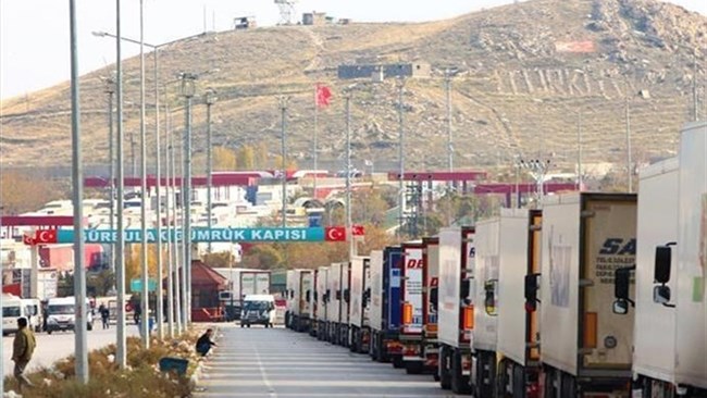 The volume of trade between Iran and Turkey hit $7.042 billion in the first half of the Iranian calendar year to late March 2026, according to a report by semi-official Mehr news agency.