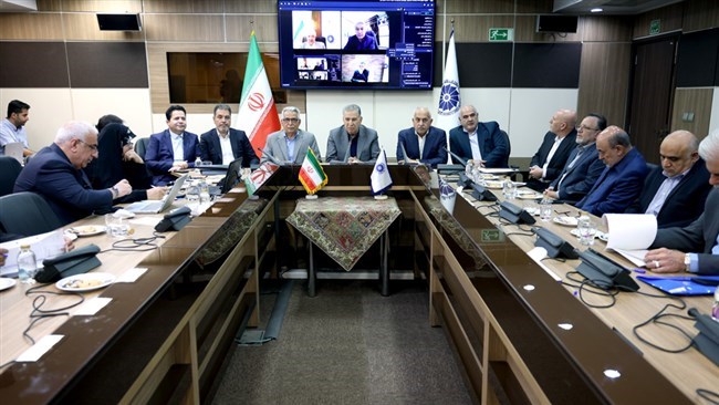 Heads of Iranian provincial chambers of commerce have expressed their readiness to help the reconstruction of the country after the end of an ongoing US-Israeli invasion.