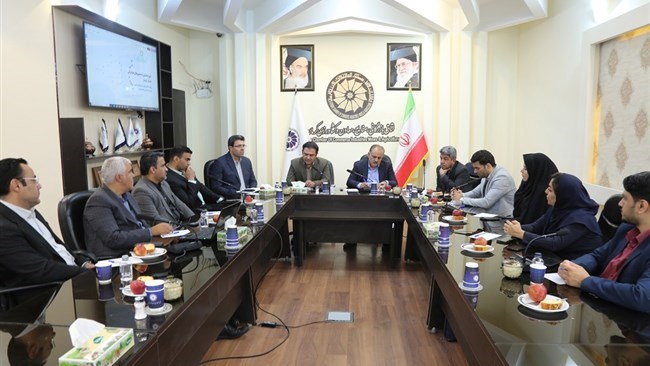 Iran’s private sector must accelerate the establishment of alternative trade routes and identify land-based export corridors after the closure of the country’s maritime trade pathways due to wartime conditions, the deputy head of the Kerman Chamber of Commerce said.