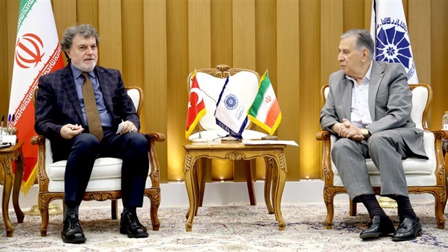 Iran and Turkey should expand their trade volume to $30 billion, the president of Iran Chamber of Commerce said on Sunday, citing close ties and significant opportunities for industrial and commercial cooperation between the two neighbors.