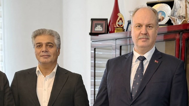 The head of the Khorramabad Chamber of Commerce has announced the launch of talks to expand economic and trade cooperation between Iran’s Lorestan province and Belarus, citing significant potential for exporting agricultural, greenhouse, and fishery products to the Belarusian market.