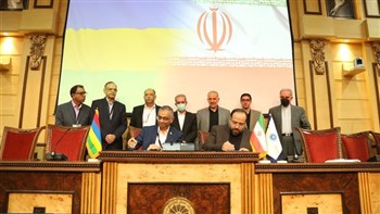Private sectors of Iran and Mauritius signed a cooperation document as a trade delegation from the African country is visiting Iran.