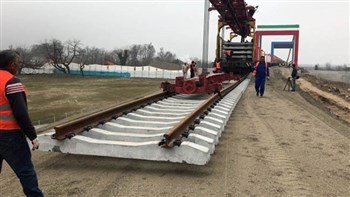 Iran and Iraq has officially begun the construction of a long-awaited shalamcheh-Basra railroad.